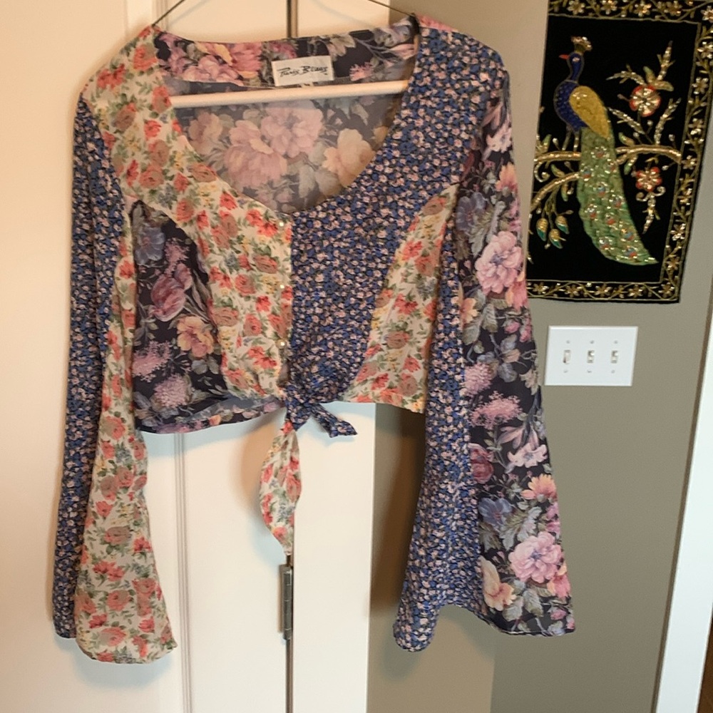 Vintage Paris Blues hippie crop with bell sleeves